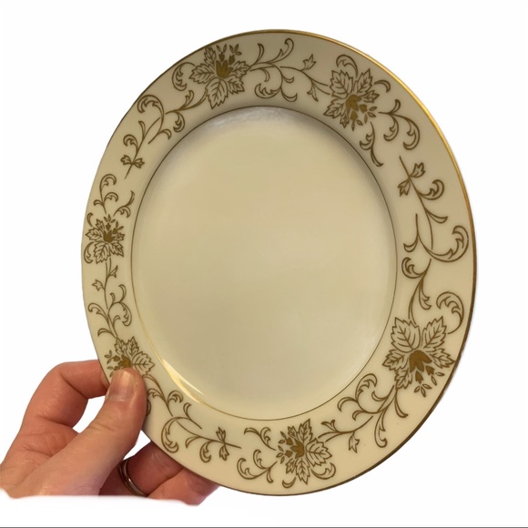 HP {Mikasa} 2 Fine China Narumi Sheraton bread plates - Picture 6 of 10